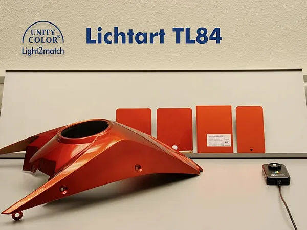 Light2match X-III: Lichtarten D65, TL84, A