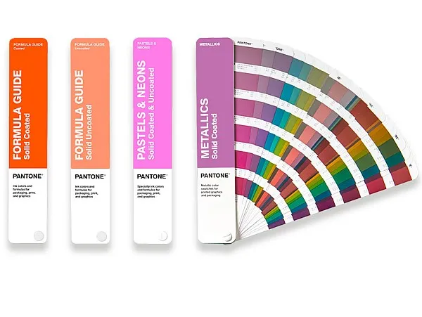 PANTONE Solid Guide Set 2022