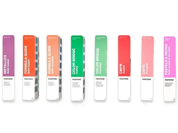 PANTONE Portable Guide Studio 2022