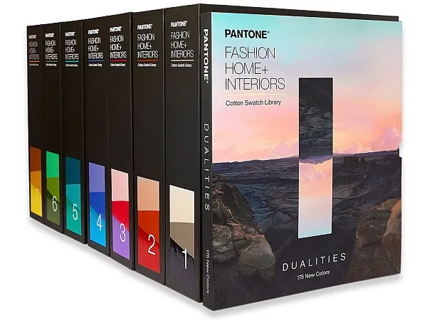 PANTONE Textile Cotton Library 7 Ring Binders