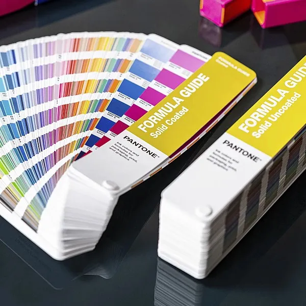 PANTONE Formula Guide c&u