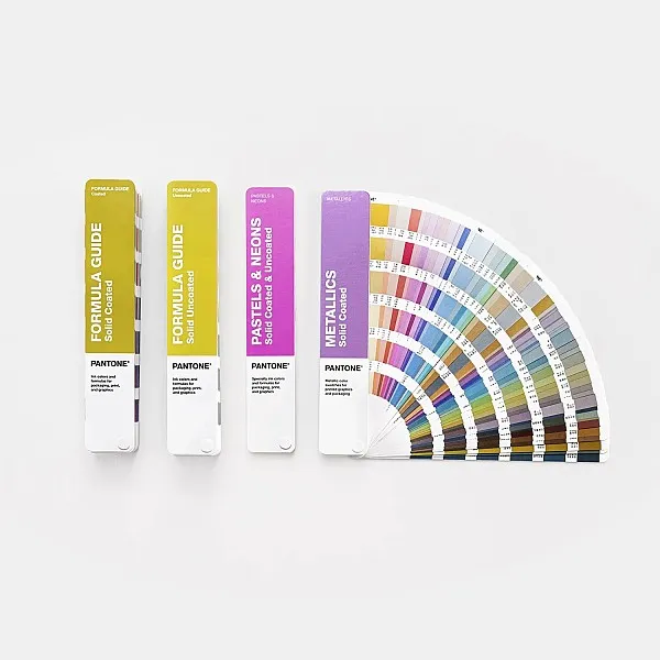 PANTONE Solid Guide Set 2026