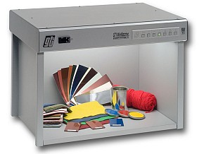 Lichtkabinen MiniMatcher-4e Serie D65