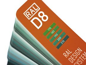 RAL DESIGN D8 Farbfächerbox