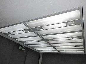 Light2match X-III: Lightsources D65, TL84, A