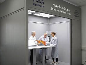 Exhibition Booth FourCabin with 4 Luminairs